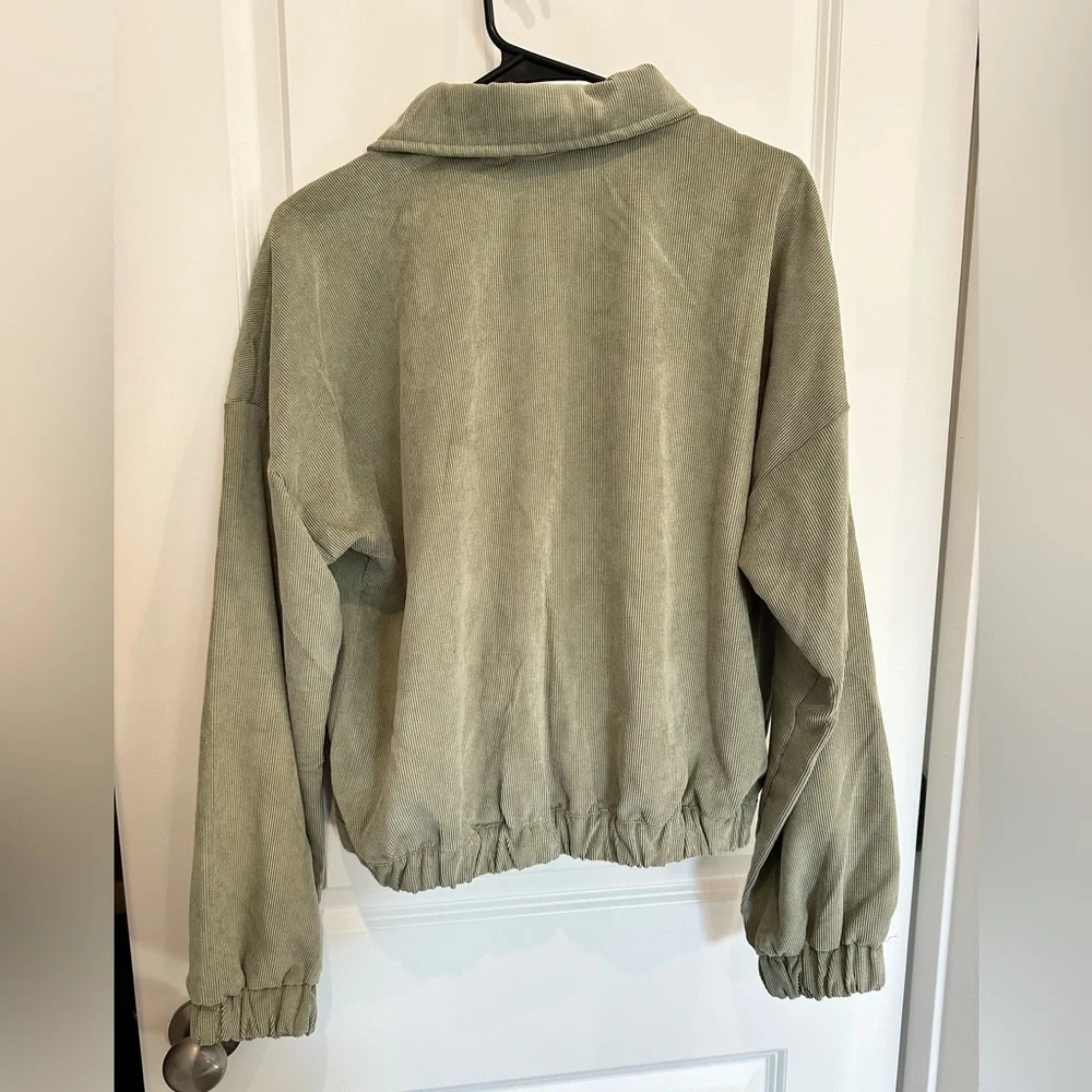 Green Ribbed Cropped Jacket - Picture 4 of 5